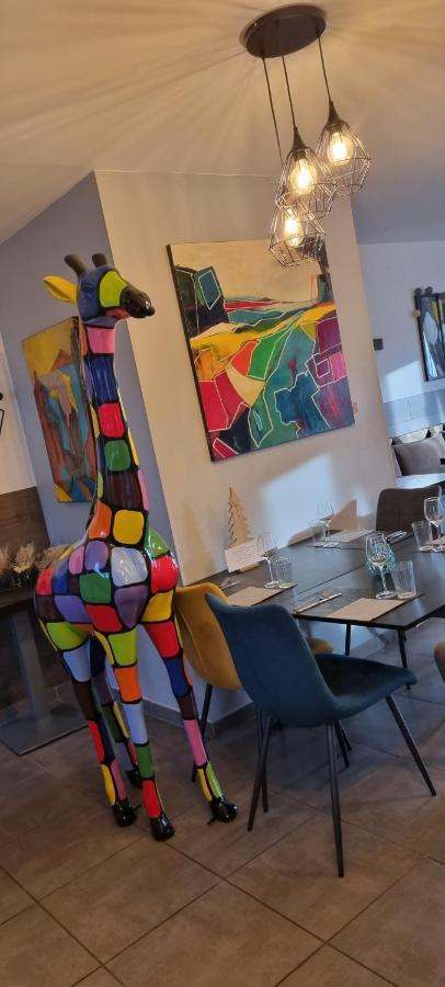 Hotel Le 6 3 Home Port En Bessin Exterior foto