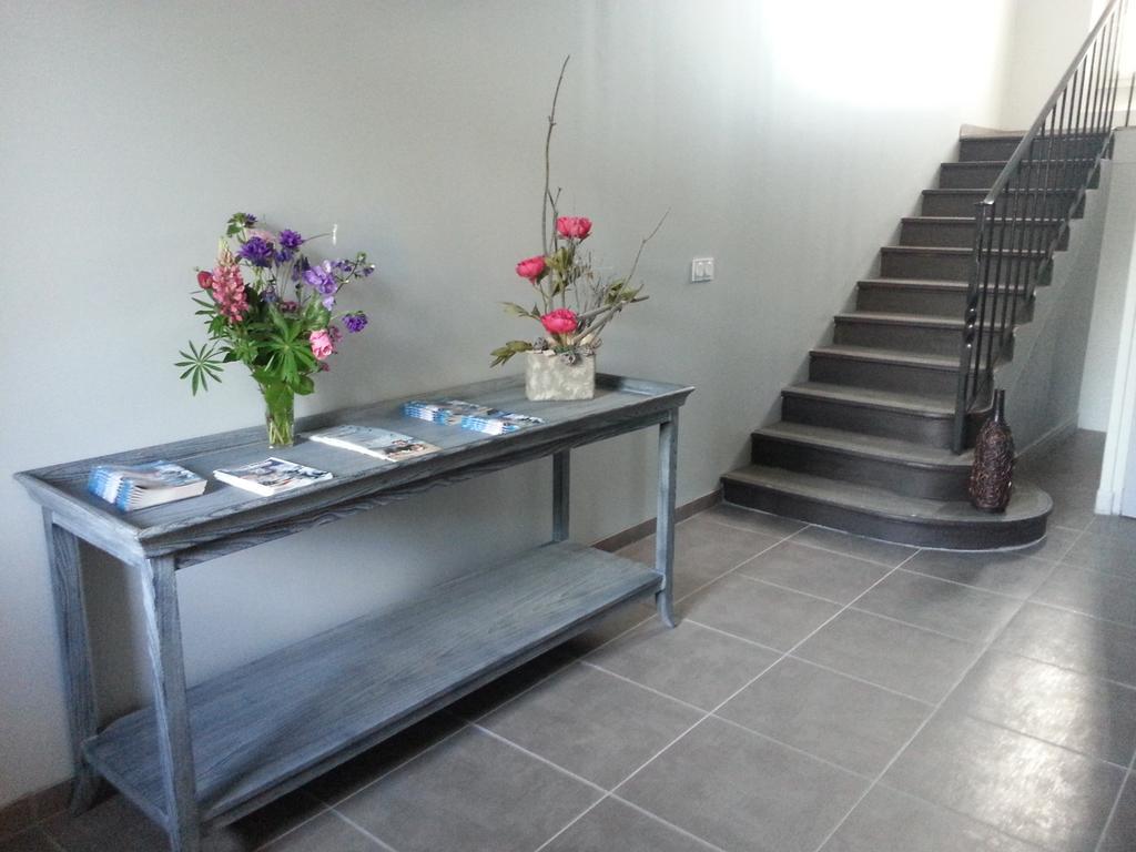 Hotel Le 6 3 Home Port En Bessin Exterior foto